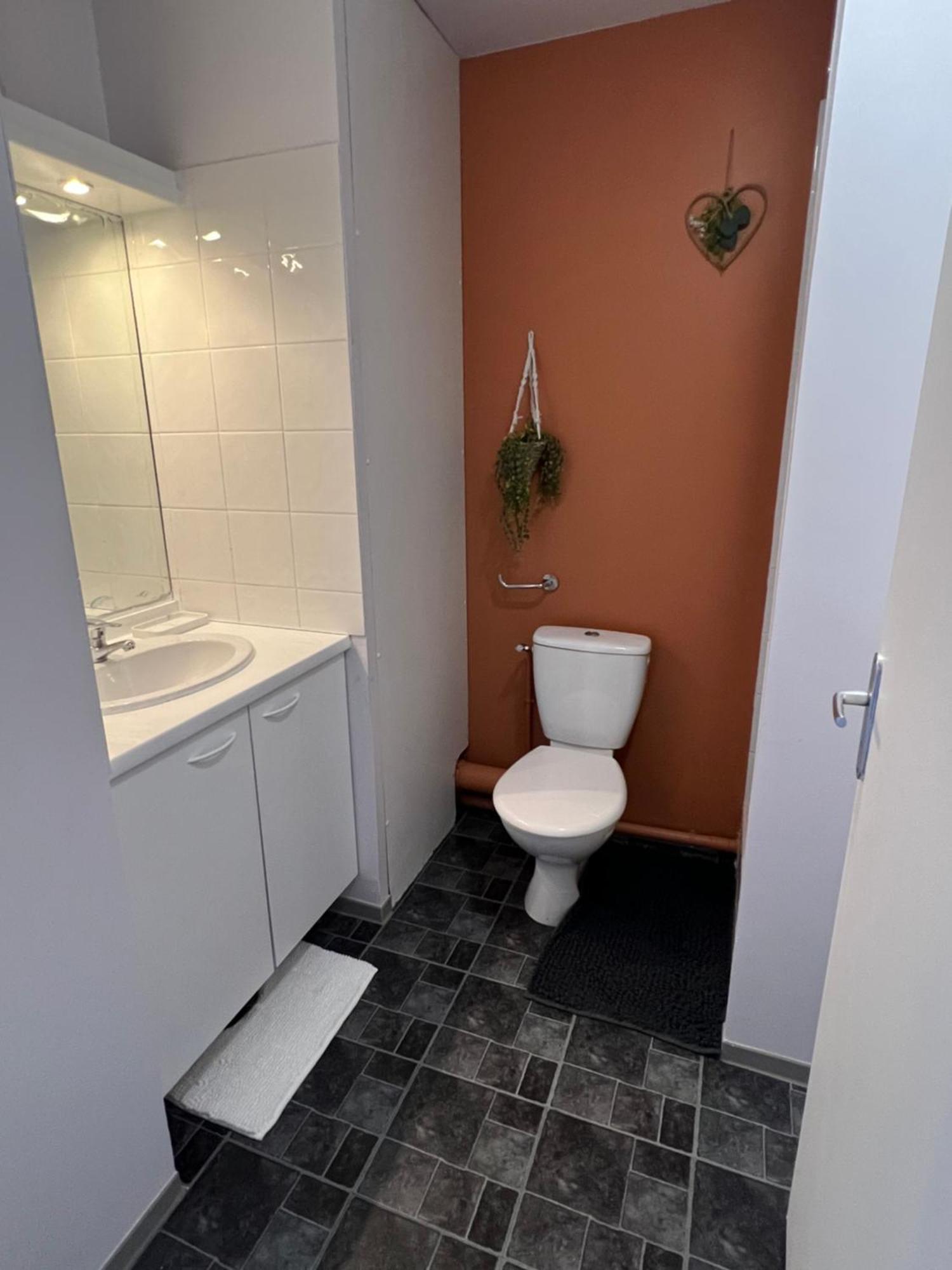 Studio Appart'Hotel Gare Tgv Avec Place Privee Aviñón Exterior foto